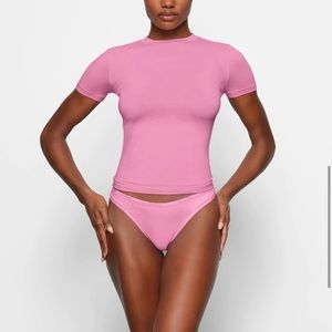 Skims Bubblegum Vintage Tee